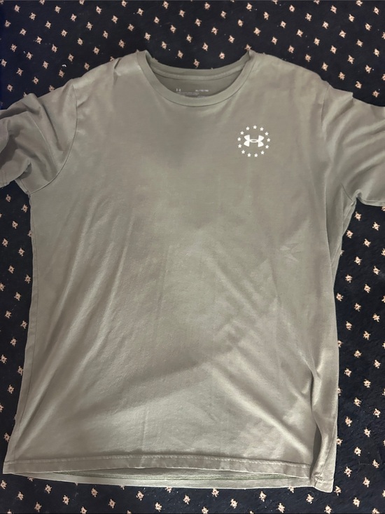 Under Armour Other - Under Armour Men’s xl Olive Performance Crew Tee